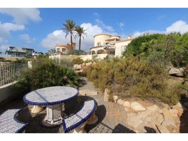 4 slaapkamer Villa te koop in Benitachell / Benitatxell met zwembad garage - € 1.250.000 (Ref: 3735520)