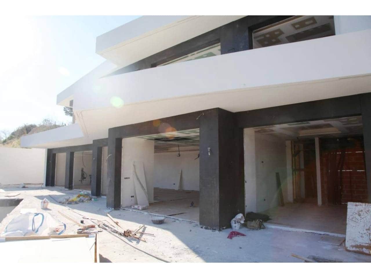 3 Zimmer Villa zu verkaufen in Calpe / Calp mit Pool Garage - 1.750.000 € (Ref: 4401467)