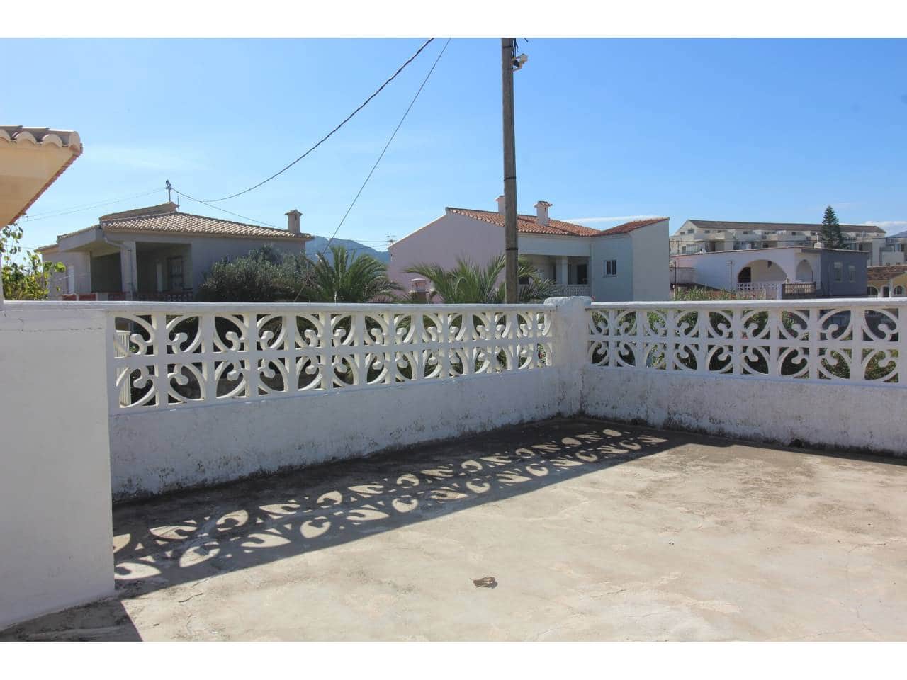 6 soverom Villa til salgs i Denia med garasje - € 650 000 (Ref: 5774110)