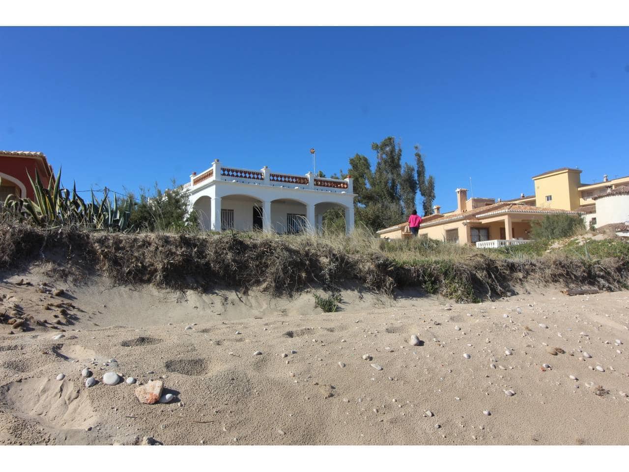 6 soverom Villa til salgs i Denia med garasje - € 650 000 (Ref: 5774110)
