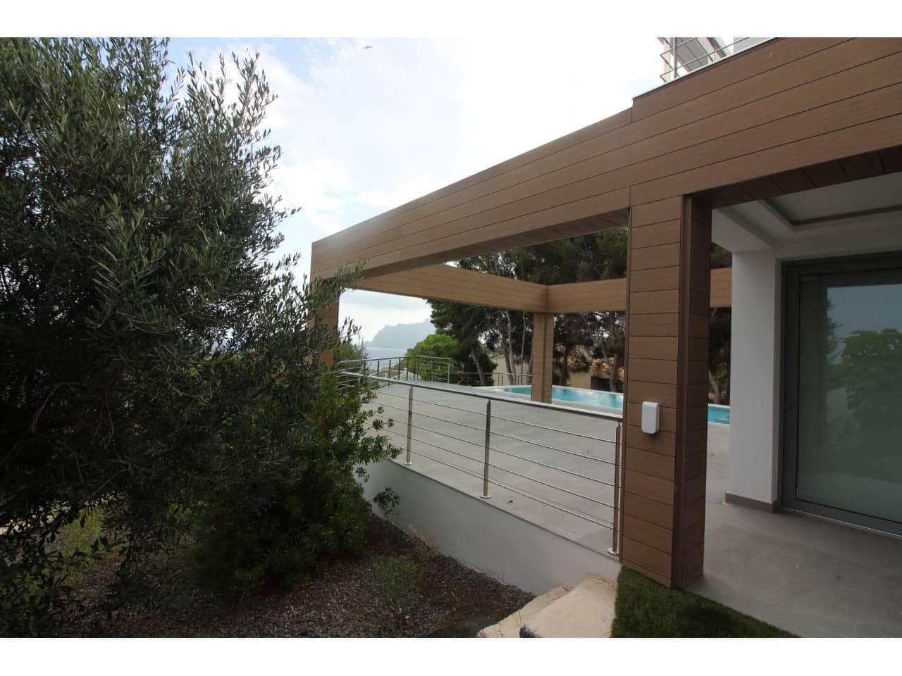 4 makuuhuone Huvila myytävänä paikassa Benissa mukana uima-altaan - 1 900 000 € (Ref: 5774141)