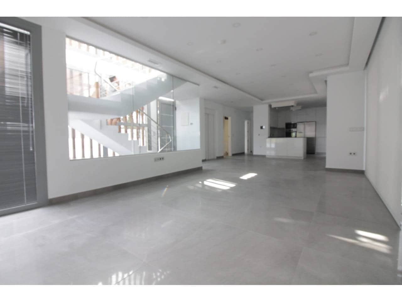 4 makuuhuone Huvila myytävänä paikassa Benissa mukana uima-altaan - 1 900 000 € (Ref: 5774141)