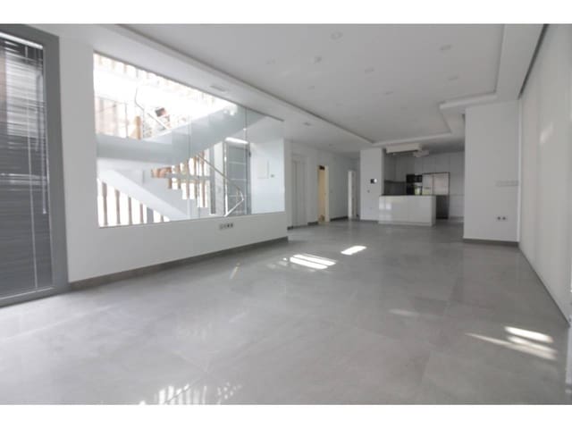 4 makuuhuone Huvila myytävänä paikassa Benissa mukana uima-altaan - 1 900 000 € (Ref: 5774141)