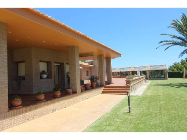 6 Zimmer Villa zu verkaufen in Calpe / Calp mit Pool Garage - 2.250.000 € (Ref: 5774175)