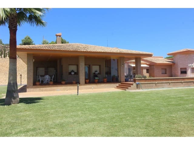 6 Zimmer Villa zu verkaufen in Calpe / Calp mit Pool Garage - 2.250.000 € (Ref: 5774175)