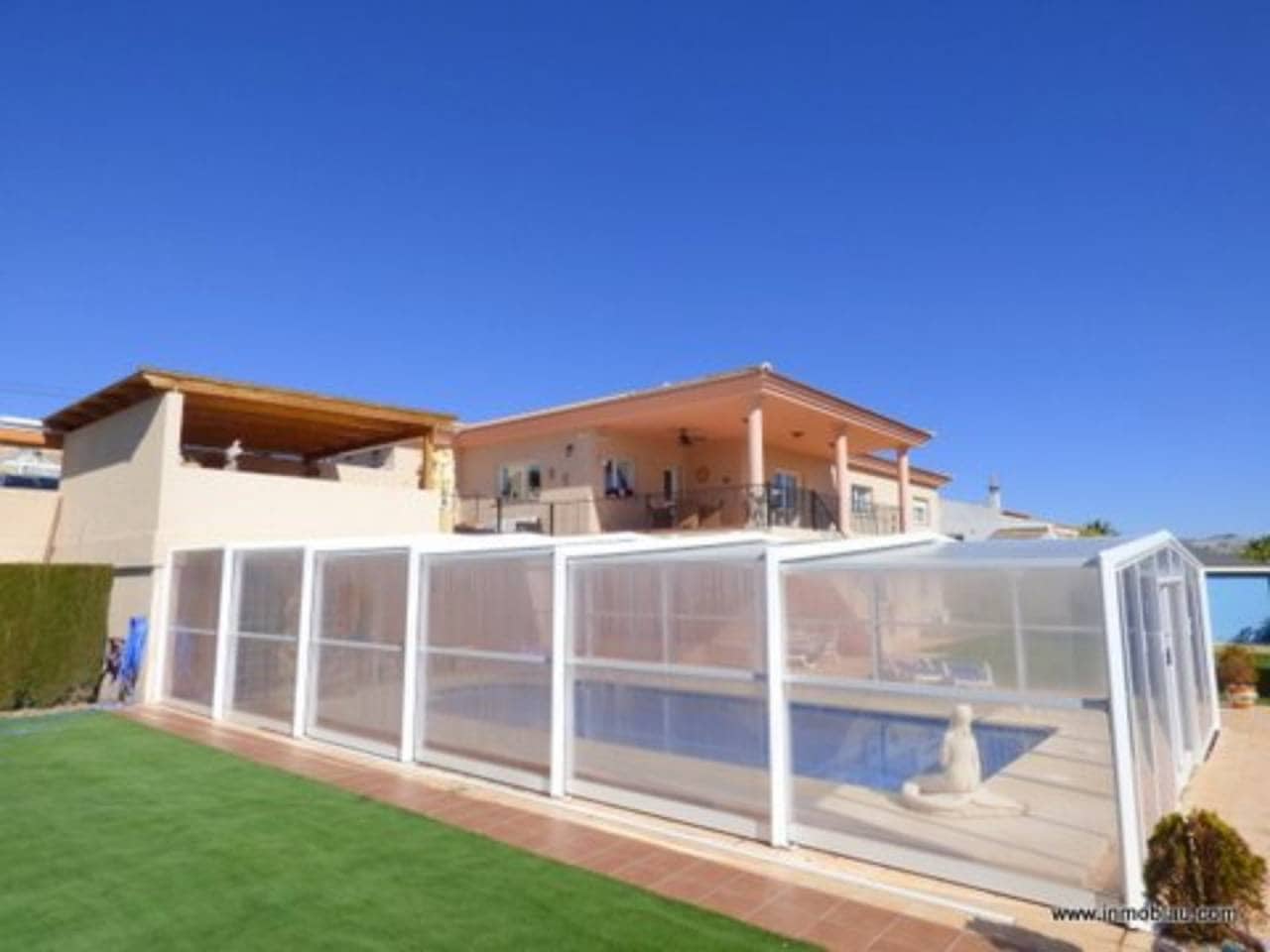 7 soveværelse Villa til salg i Alfaz del Pi / L'Alfas del Pi med swimmingpool garage - € 699.000 (Ref: 5774228)