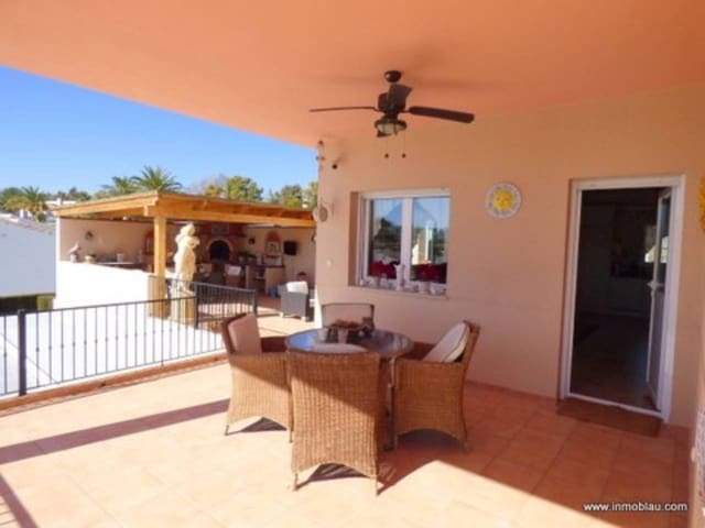 7 soveværelse Villa til salg i Alfaz del Pi / L'Alfàs del Pi med swimmingpool garage - € 699.000 (Ref: 5774228)