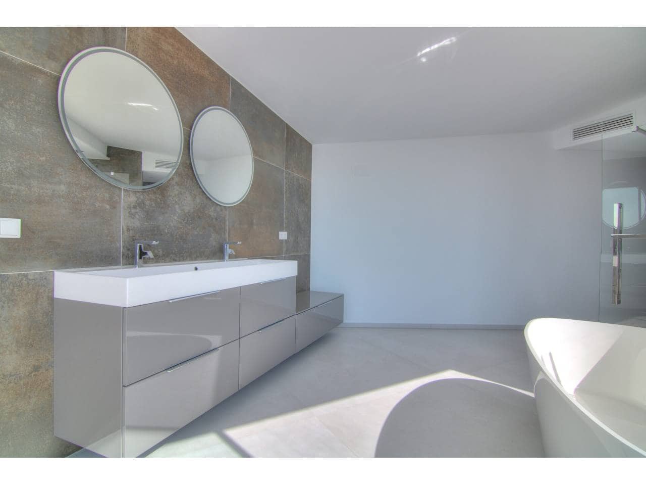 6 Zimmer Villa zu verkaufen in Benissa mit Pool Garage - 3.600.000 € (Ref: 6008241)