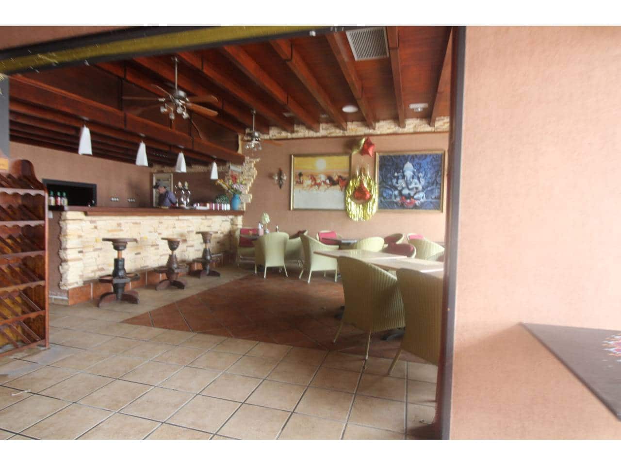 Commercial for sale in Calpe / Calp - € 370,000 (Ref: 6362182)