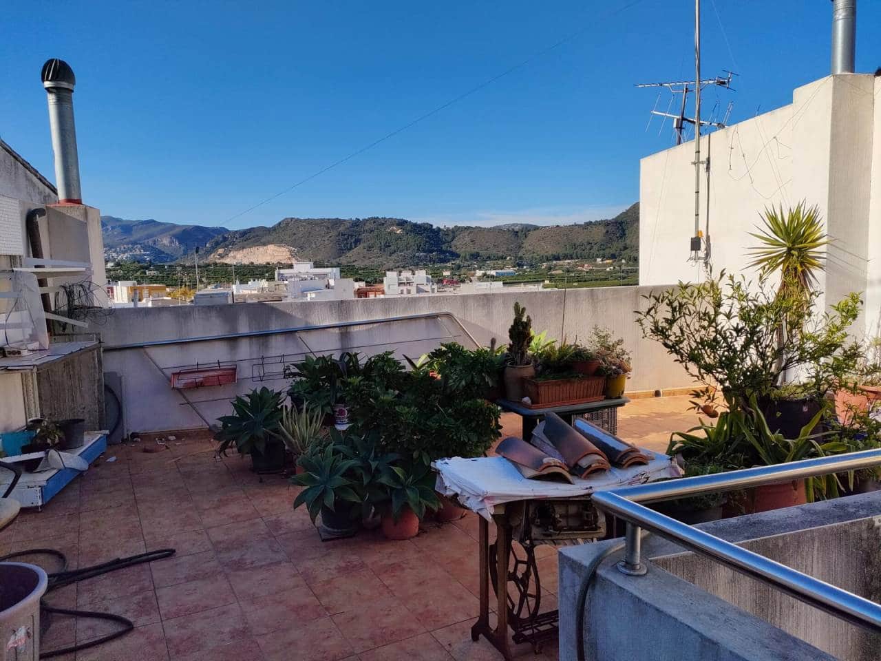 7 bedroom Townhouse for sale in Pego with garage - € 220,000 (Ref: 7051643)