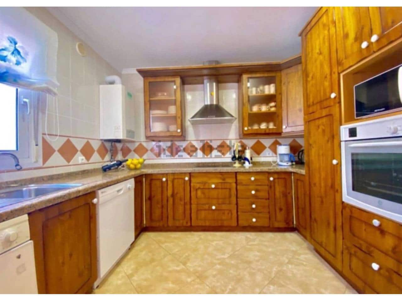 11 soveværelse Byhus til salg i Calpe / Calp - € 848.000 (Ref: 7084544)