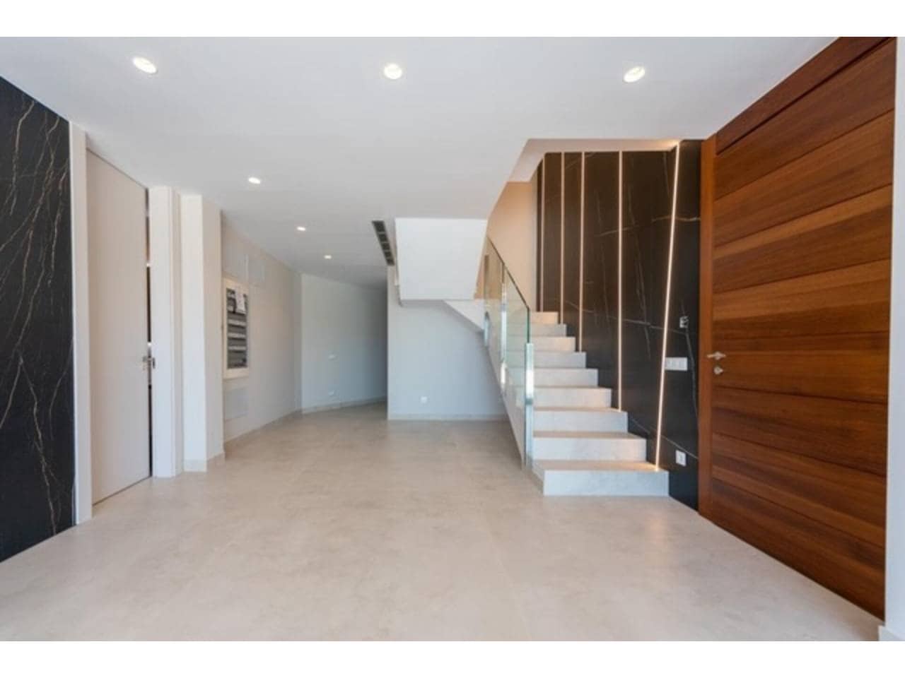 4 soveværelse Byhus til salg i Benidorm - € 1.400.000 (Ref: 7094177)