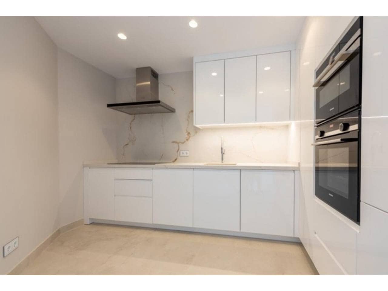 4 soveværelse Byhus til salg i Benidorm - € 1.400.000 (Ref: 7094177)