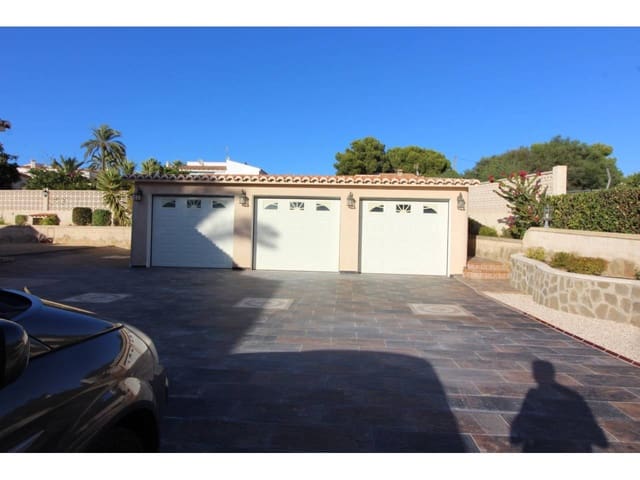 5 bedroom Villa for sale in Cometa - Carrió, Calpe / Calp with pool garage - € 785,000 (Ref: 7455593)