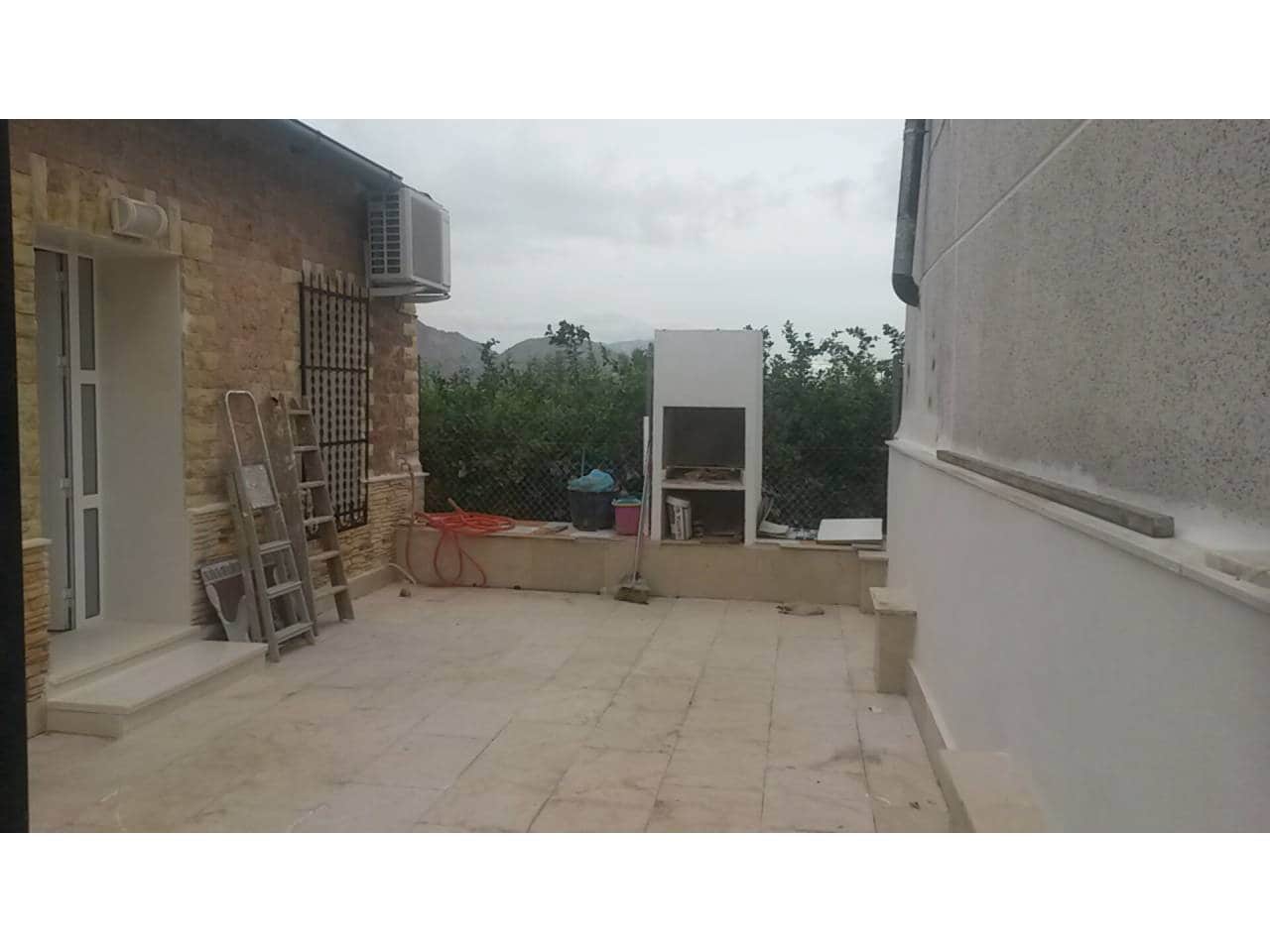 3 soveværelse Byhus til salg i Orihuela med garage - € 120.000 (Ref: 7536383)