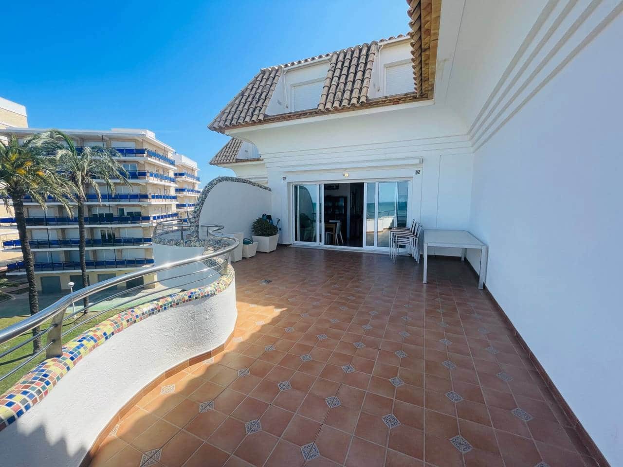 Ático de 2 habitaciones en Dénia en venta con piscina - 475.000 € (Ref: 7726842)