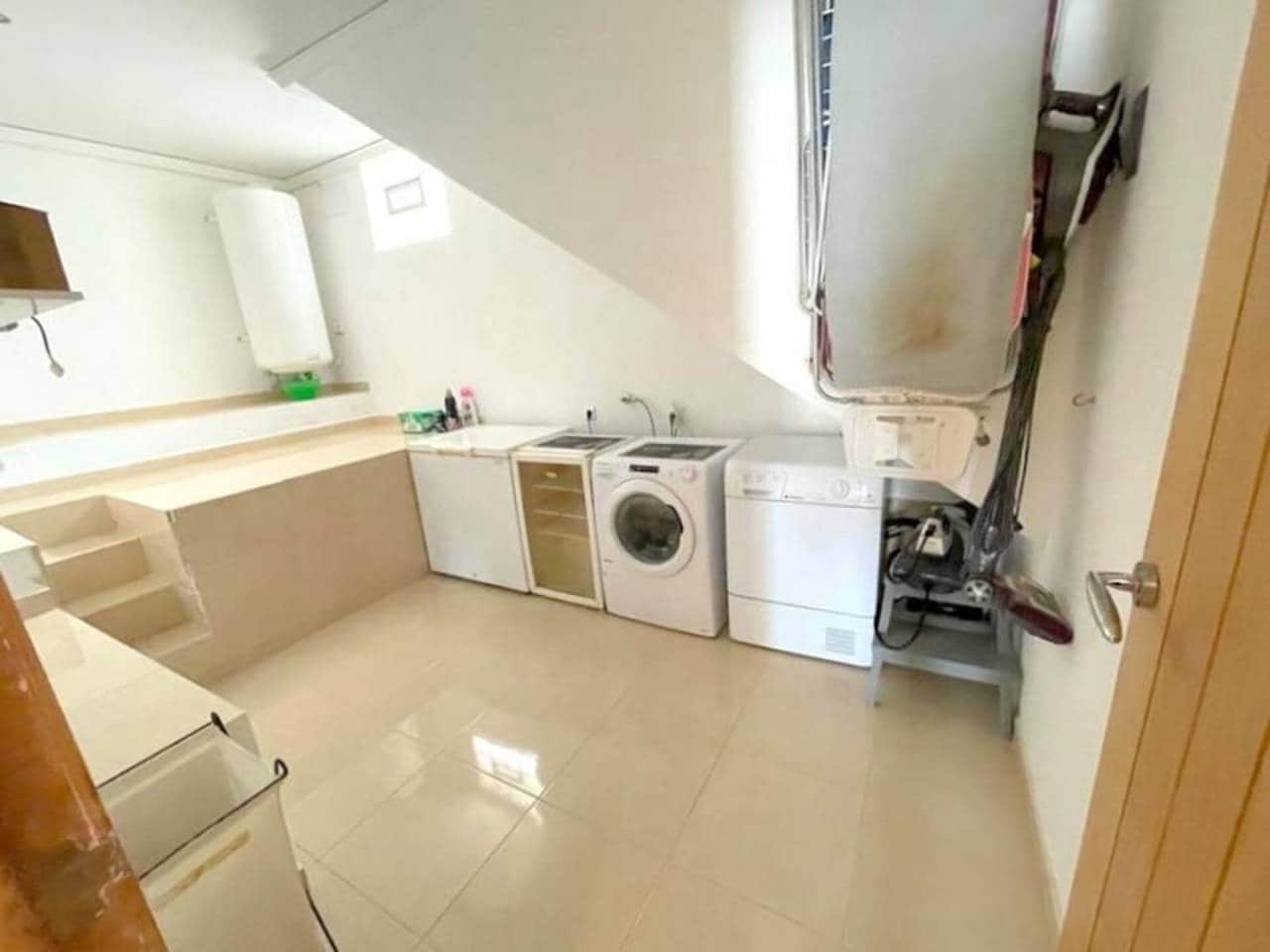 4 soveværelse Villa til salg i Denia med swimmingpool - € 720.000 (Ref: 7777738)