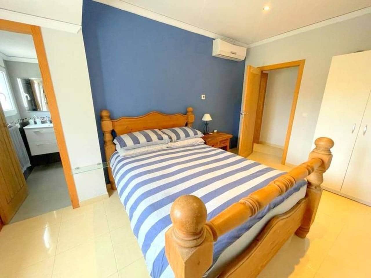 4 soveværelse Villa til salg i Denia med swimmingpool - € 720.000 (Ref: 7777738)