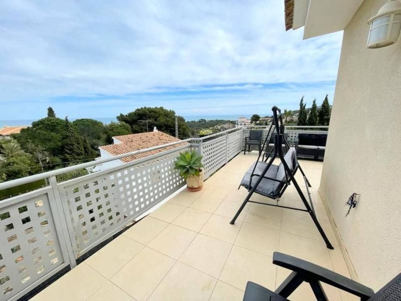 4 soveværelse Villa til salg i Denia med swimmingpool - € 720.000 (Ref: 7777738)