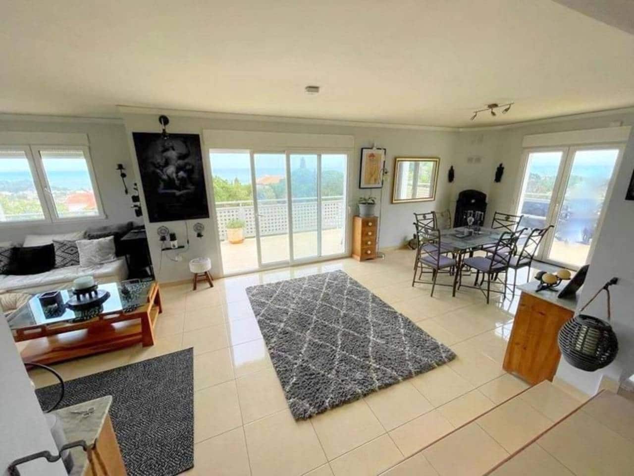 4 soveværelse Villa til salg i Denia med swimmingpool - € 720.000 (Ref: 7777738)