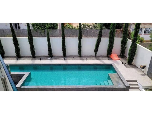 4 makuuhuone Huvila myytävänä paikassa Moraira, Teulada-Moraira mukana uima-altaan 
autotalli - 1 450 000 € (Ref: 7784312)