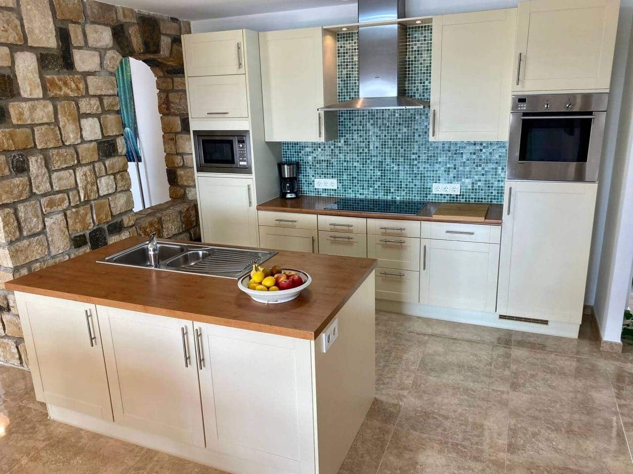 3 bedroom Townhouse for sale in Benissa with pool garage - € 950,000 (Ref: 7837244)