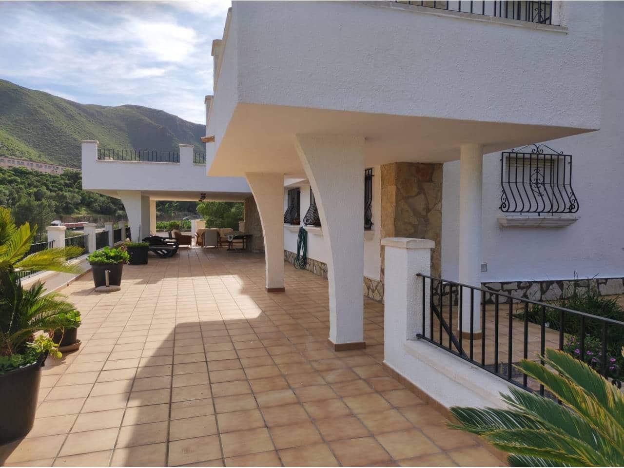 8 soverom Villa til salgs i L'Atzuvia - € 695 000 (Ref: 8128812)