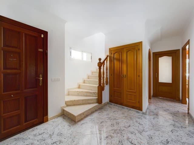 5 camera da letto Villa in vendita in Calpe / Calp con piscina garage - 620.000 € (Rif: 8249623)