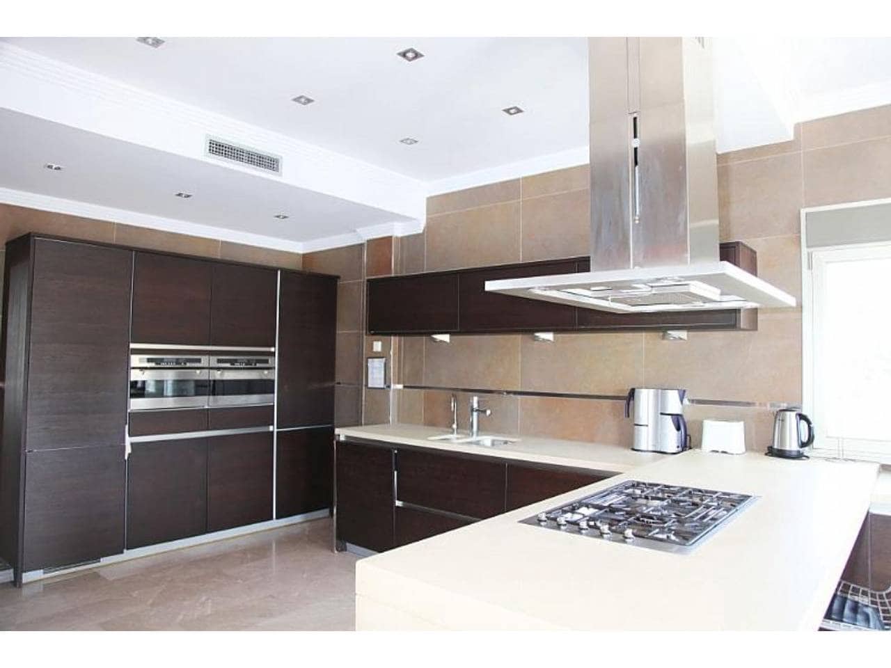 5 slaapkamer Villa te koop in Benissa met zwembad - € 1.900.000 (Ref: 8267436)