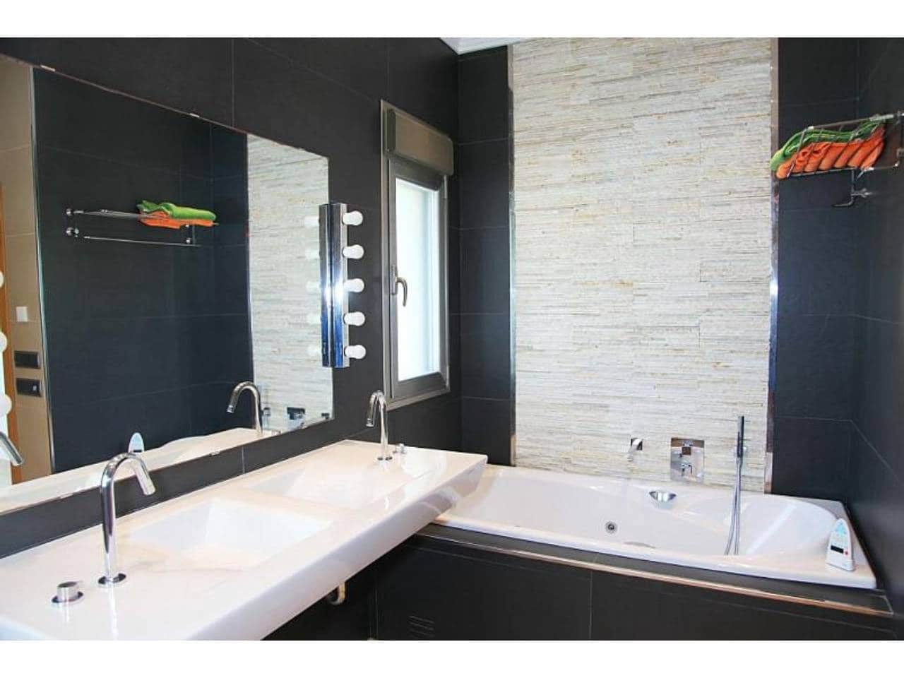 5 slaapkamer Villa te koop in Benissa met zwembad - € 1.900.000 (Ref: 8267436)