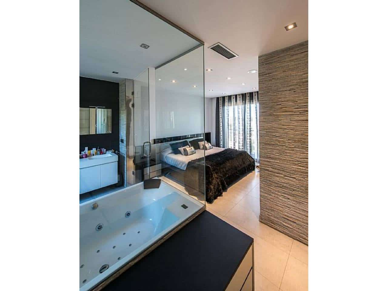 4 soveværelse Villa til salg i Calpe / Calp med swimmingpool garage - € 1.890.000 (Ref: 8267437)