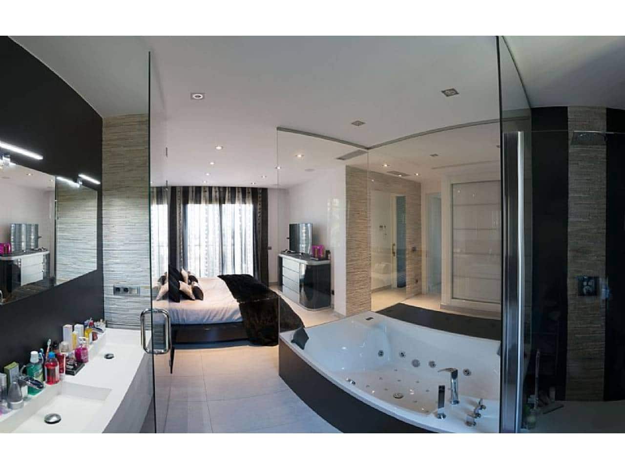 4 soveværelse Villa til salg i Calpe / Calp med swimmingpool garage - € 1.890.000 (Ref: 8267437)