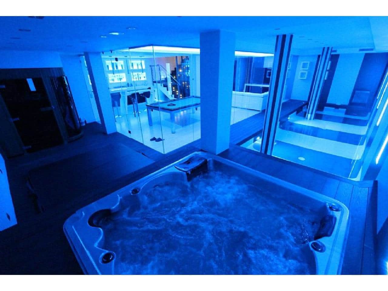 4 soveværelse Villa til salg i Calpe / Calp med swimmingpool garage - € 1.890.000 (Ref: 8267437)