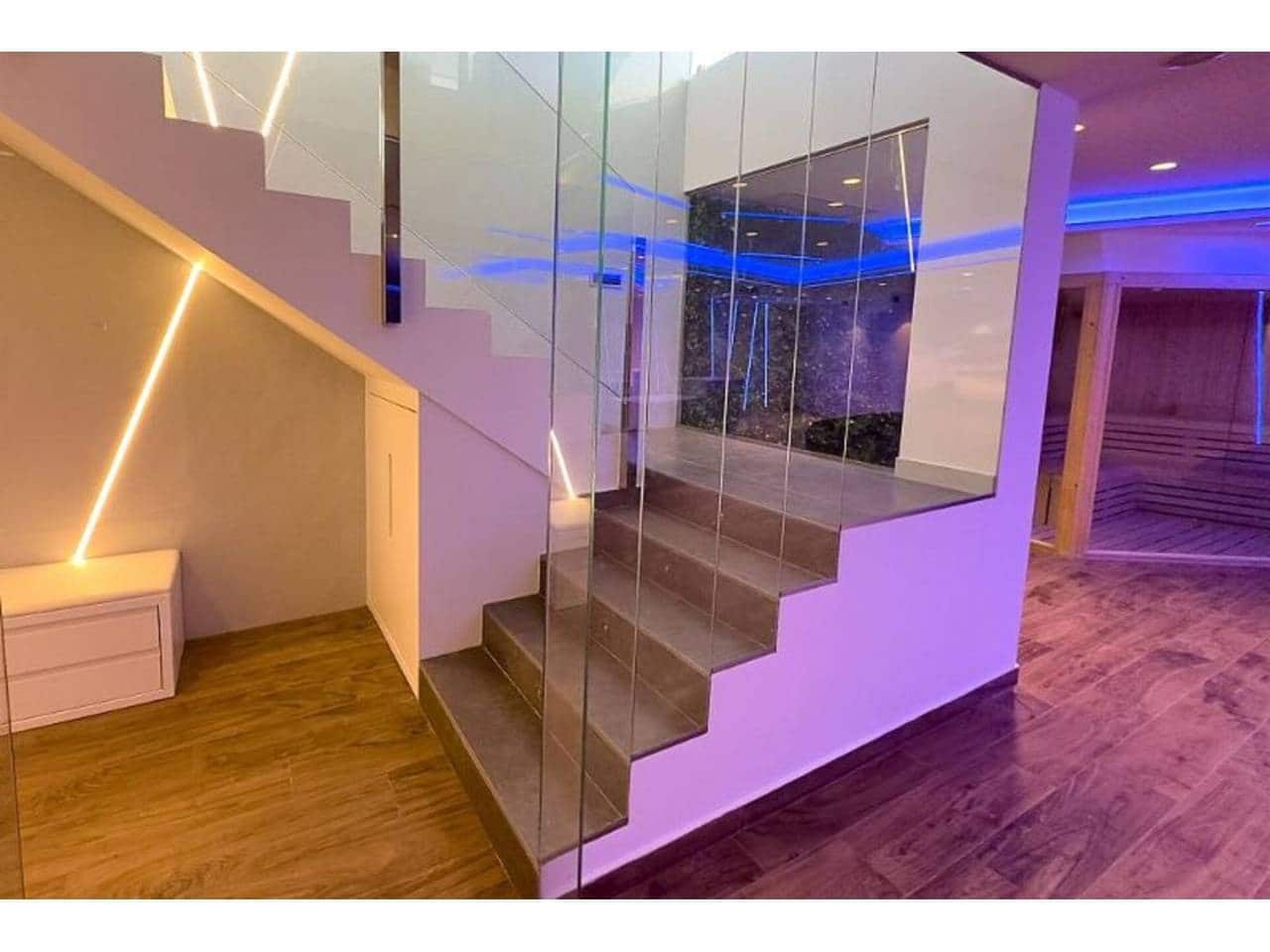 4 makuuhuone Huvila myytävänä paikassa Calpe / Calp mukana uima-altaan 
autotalli - 2 849 000 € (Ref: 8299953)