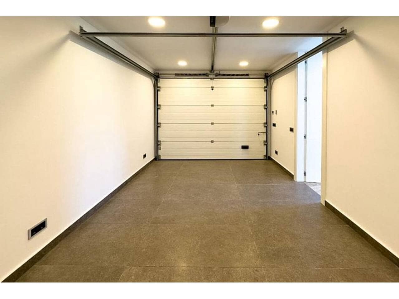 4 makuuhuone Huvila myytävänä paikassa Calpe / Calp mukana uima-altaan 
autotalli - 2 849 000 € (Ref: 8299953)