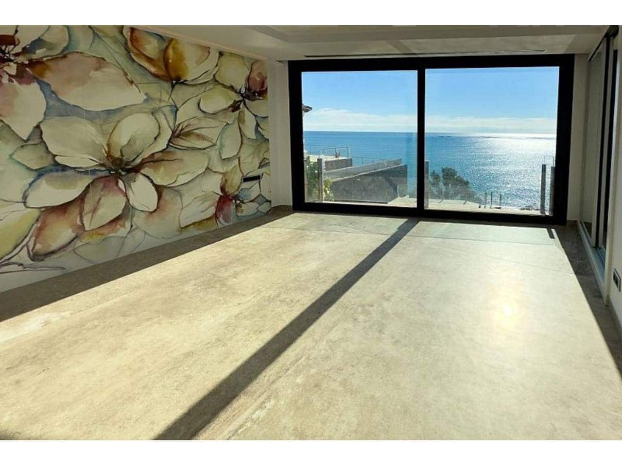 4 makuuhuone Huvila myytävänä paikassa Calpe / Calp mukana uima-altaan 
autotalli - 2 849 000 € (Ref: 8299953)