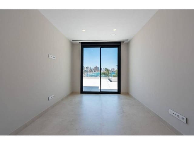 4 soveværelse Lejlighed til salg i Benidorm med swimmingpool garage - € 1.650.000 (Ref: 8306080)