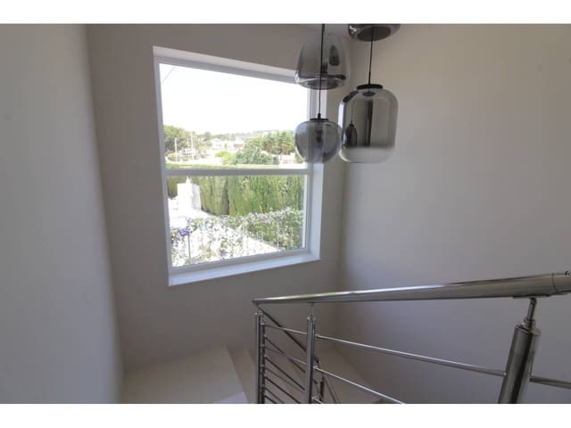 4 quarto Moradia para venda em Cometa - Carrió, Calpe / Calp com piscina - 995 000 € (Ref: 8359041)