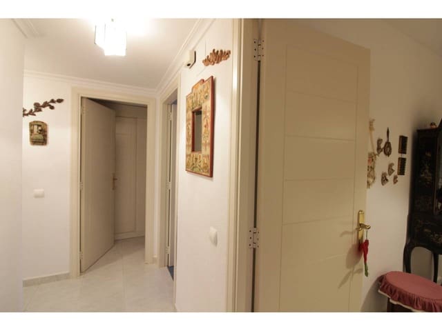 Apartamento de 2 habitaciones en Puerto, Calpe / Calp en venta con piscina - 336.000 € (Ref: 8359042)