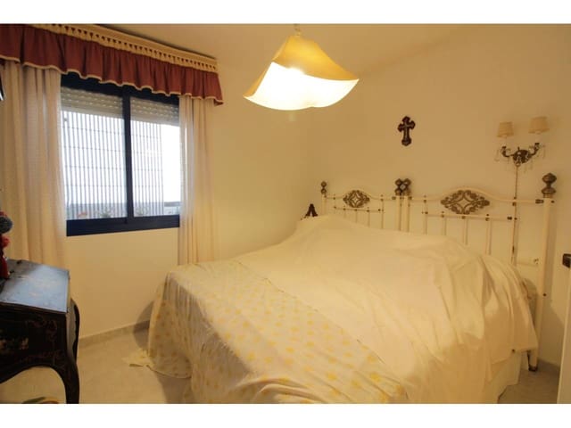 Apartamento de 2 habitaciones en Puerto, Calpe / Calp en venta con piscina - 336.000 € (Ref: 8359042)