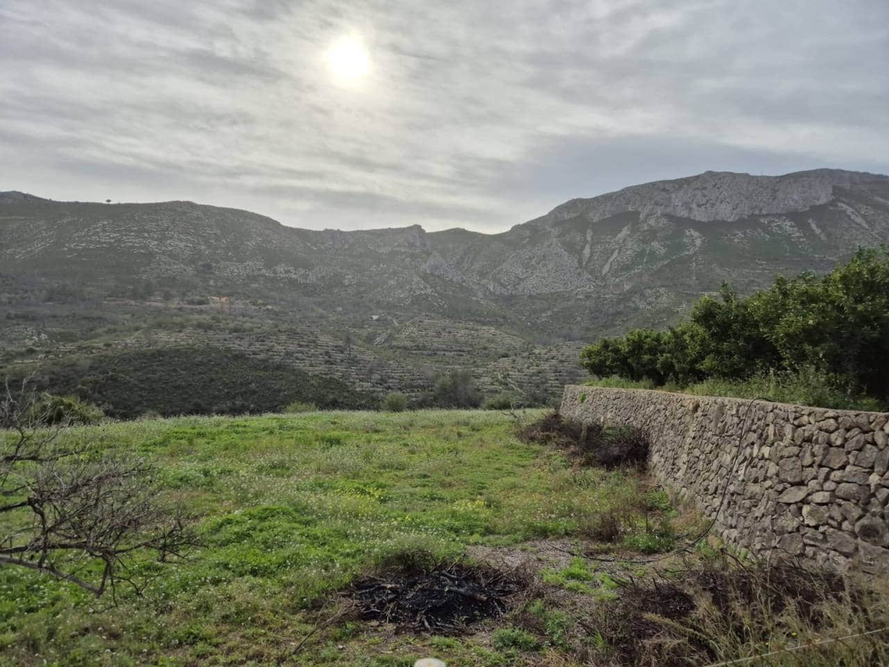 Finca/Herregård til salgs i L'Atzuvia - € 125 000 (Ref: 8707536)