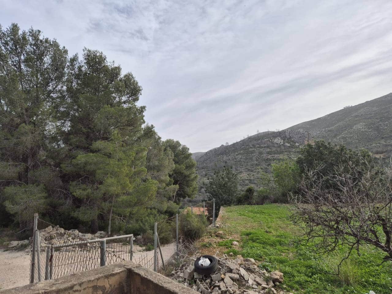 Finca/Herregård til salgs i L'Atzuvia - € 125 000 (Ref: 8707536)