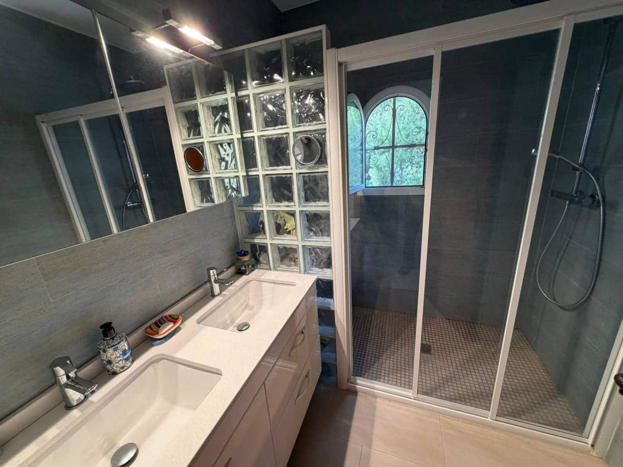 Chalet de 5 habitaciones en Calpe / Calp en venta con piscina - 650.000 € (Ref: 8737052)