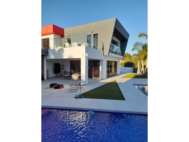 3 Zimmer Villa zu verkaufen in Calpe / Calp - 850.000 € (Ref: 8737054)