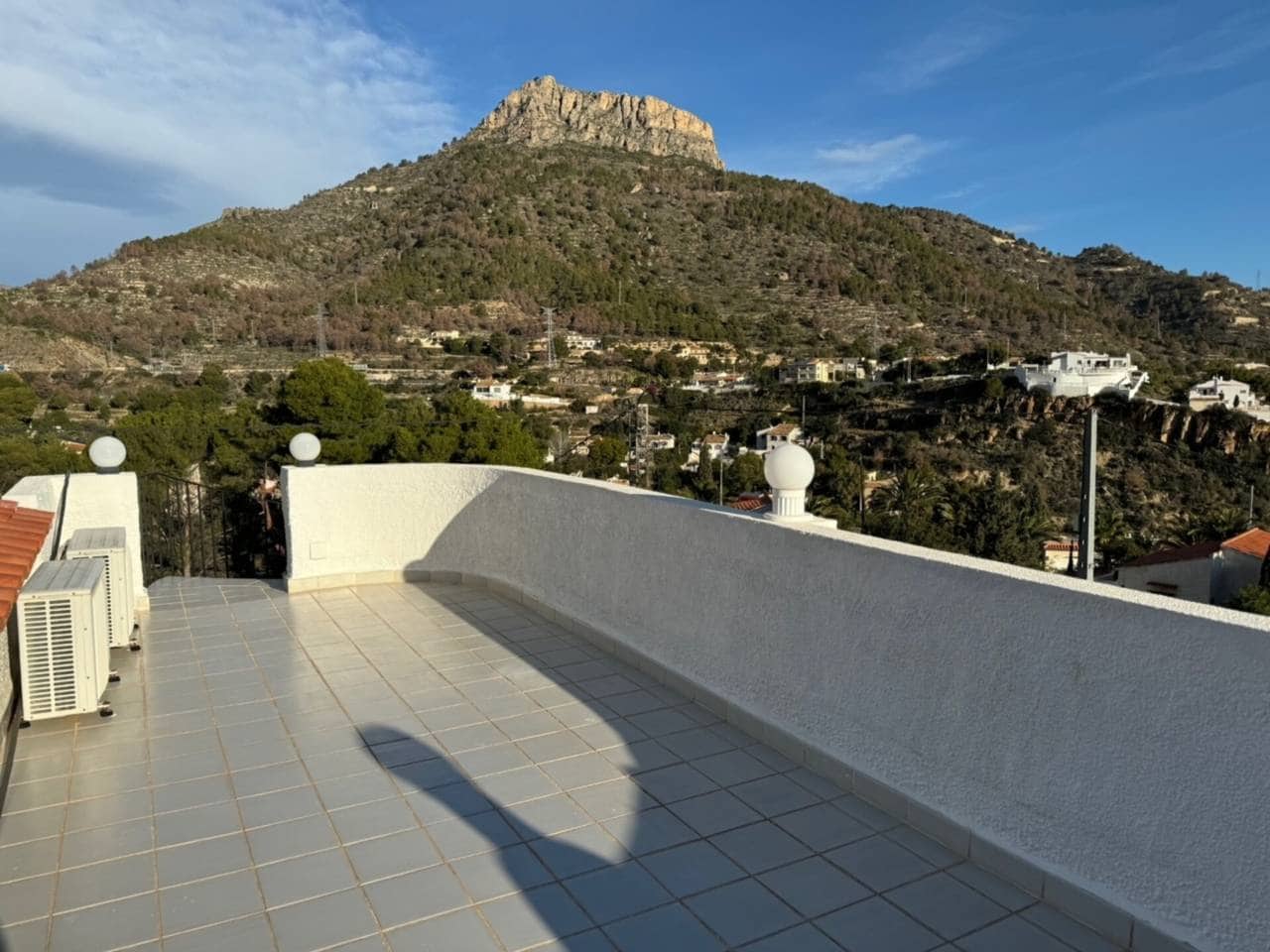 3 slaapkamer Villa te koop in Calpe / Calp met zwembad garage - € 675.000 (Ref: 8815313)