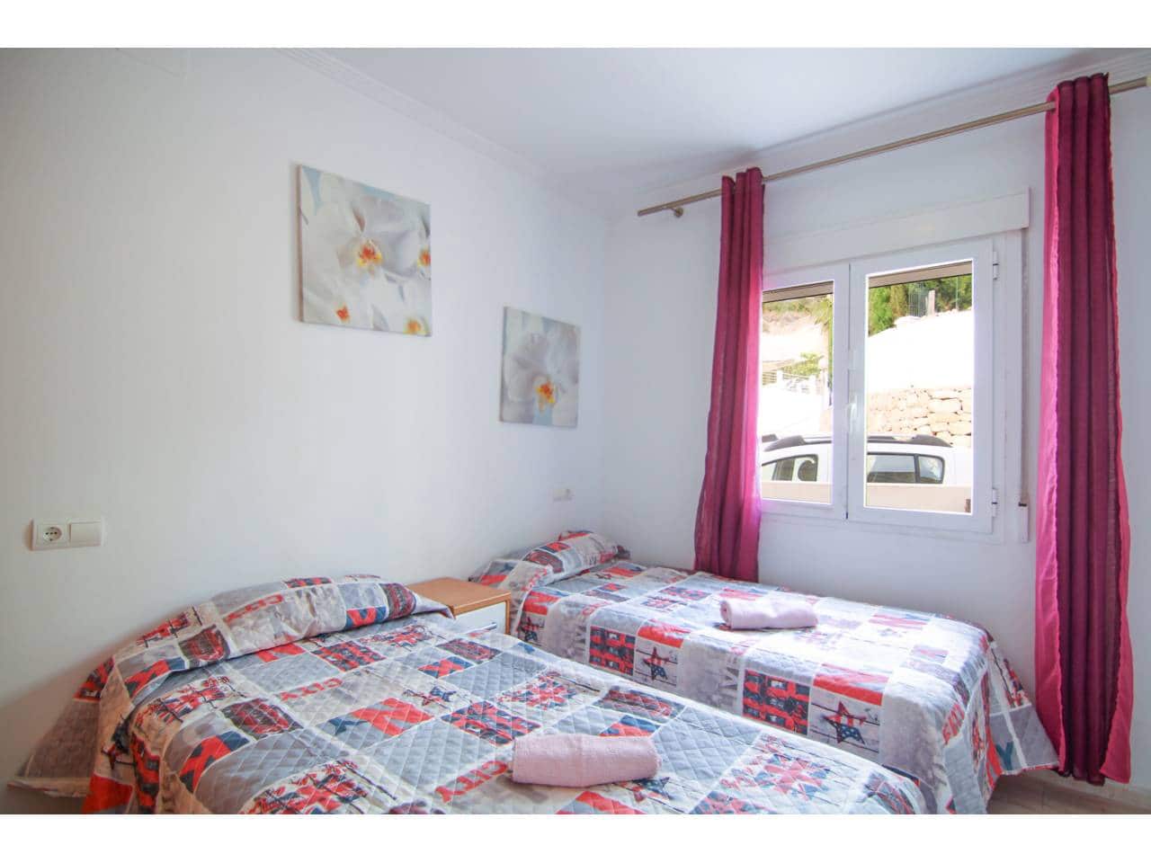 2 soveværelse Bungalow til salg i Calpe / Calp med swimmingpool garage - € 310.000 (Ref: 8832112)