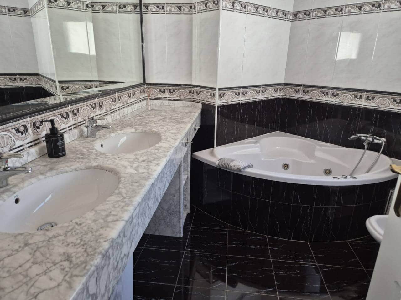 4 sypialnia Willa na sprzedaż w Moraira z basenem garażem - 980 000 € (Ref: 8907110)