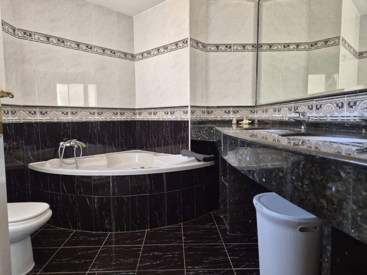 4 sypialnia Willa na sprzedaż w Moraira z basenem garażem - 980 000 € (Ref: 8907110)