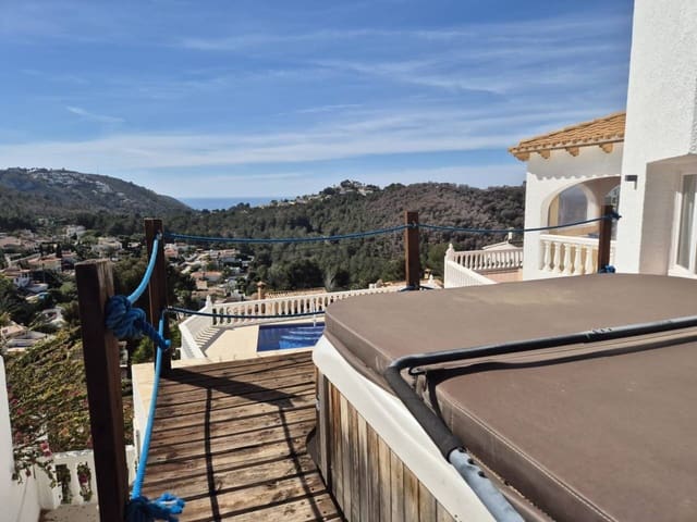 4 sypialnia Willa na sprzedaż w Moraira, Teulada-Moraira z basenem garażem - 980 000 € (Ref: 8907110)