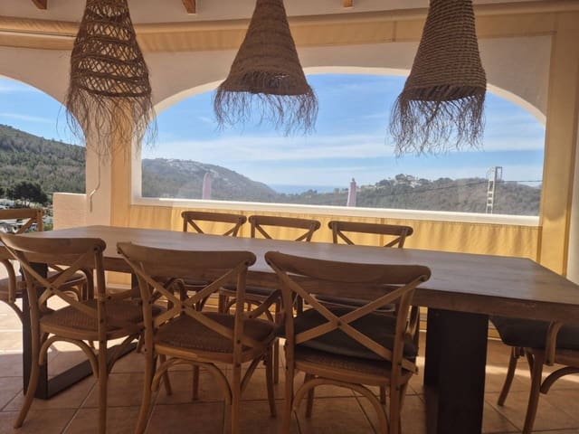 4 sypialnia Willa na sprzedaż w Moraira, Teulada-Moraira z basenem garażem - 980 000 € (Ref: 8907110)